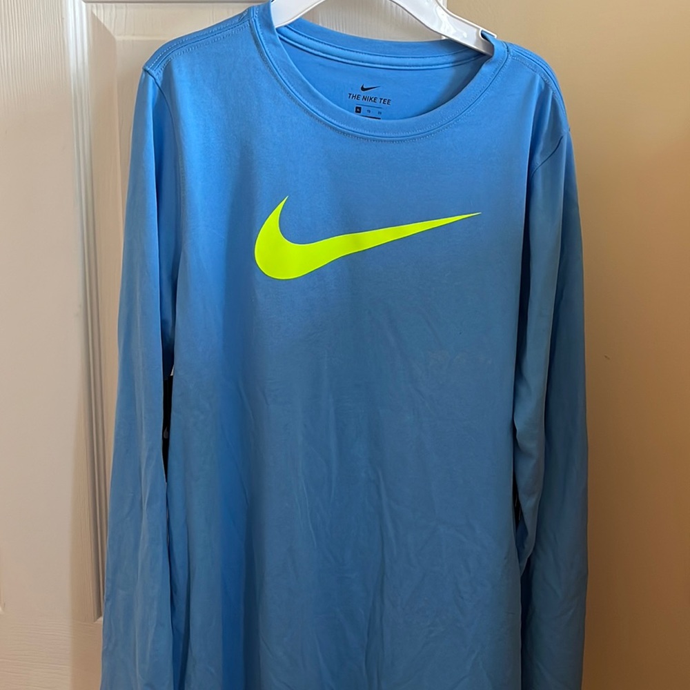 The Nike TEE